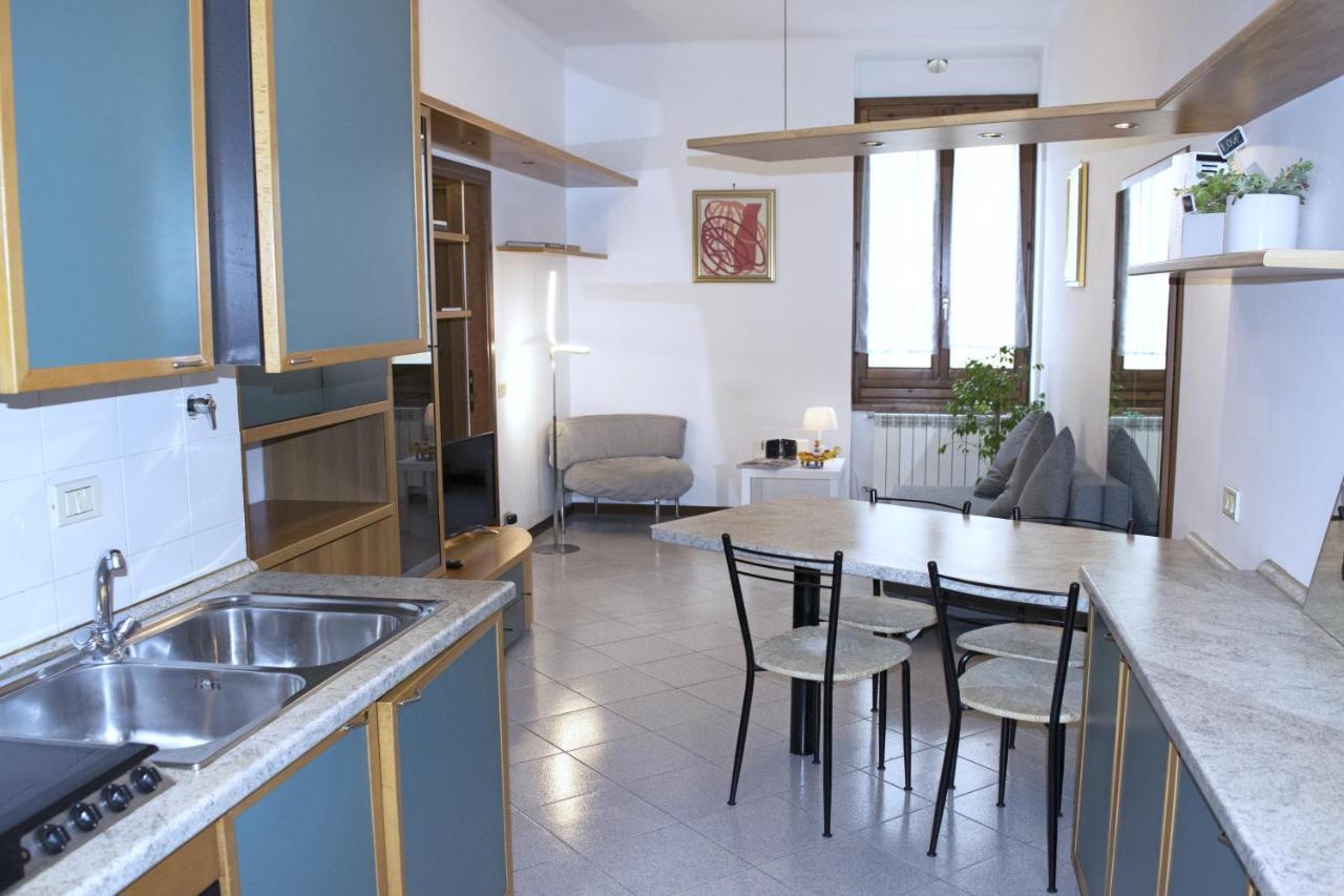 Casa Mafalda Torre Boldone ภายนอก รูปภาพ