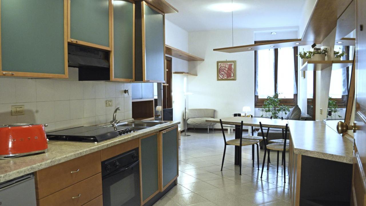 Casa Mafalda Torre Boldone ภายนอก รูปภาพ